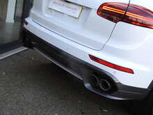 Porsche Cayenne T V8 Turbo