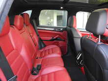 Porsche Cayenne T V8 Turbo