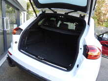 Porsche Cayenne T V8 Turbo