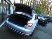 Audi A4 TDI V6 S line Quattro