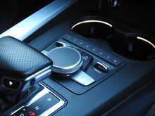 Audi A4 TDI V6 S line Quattro