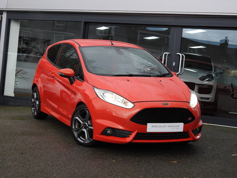 Ford Fiesta, 1.6T EcoBoost ST-3 Hatchback 3dr Petrol Manual Euro 6 (182 ps)