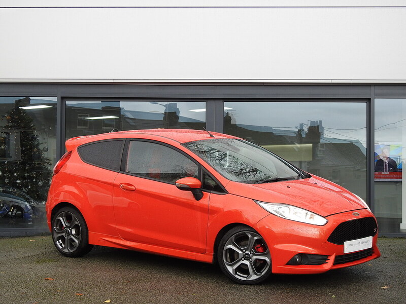 Ford Fiesta, 1.6T EcoBoost ST-3 Hatchback 3dr Petrol Manual Euro 6 (182 ps)