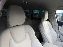 Volvo V90 D4 Momentum Plus