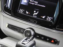 Volvo V90 D4 Momentum Plus