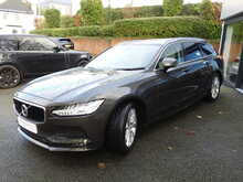 Volvo V90 D4 Momentum Plus