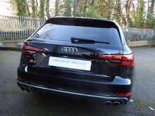 Audi S4 Avant TFSI V6 Quattro