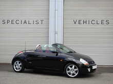 Ford Streetka Red