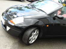 Ford Streetka Red