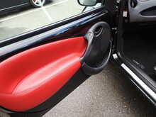 Ford Streetka Red