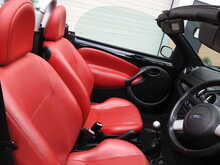 Ford Streetka Red