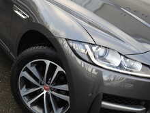 Jaguar F-PACE P250i R-Sport