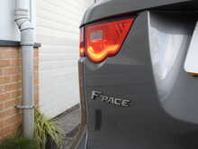 Jaguar F-PACE P250i R-Sport