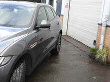 Jaguar F-PACE P250i R-Sport