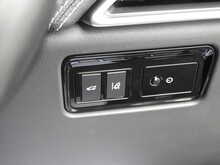 Jaguar F-PACE P250i R-Sport