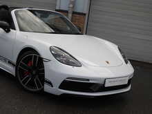 Porsche 718 Boxster T S