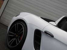 Porsche 718 Boxster T S