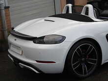 Porsche 718 Boxster T S