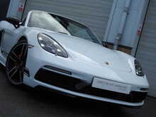Porsche 718 Boxster T S