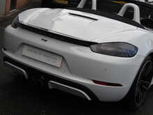 Porsche 718 Boxster T S