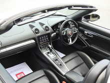 Porsche 718 Boxster T S