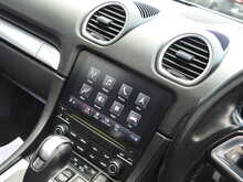 Porsche 718 Boxster T S