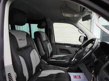 Volkswagen Transporter Sportline BiTDI Sportline T32