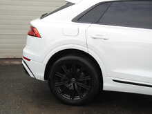 Audi Q8 TDI V6 S line