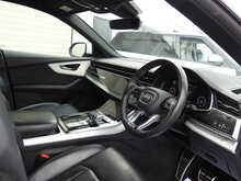 Audi Q8 TDI V6 S line