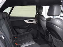 Audi Q8 TDI V6 S line