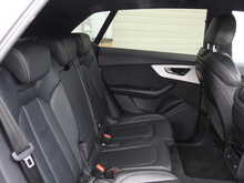 Audi Q8 TDI V6 S line