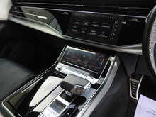 Audi Q8 TDI V6 S line
