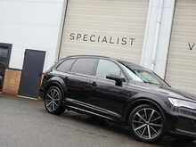 Audi Q7 TDI V6 Black Edition