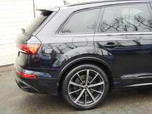 Audi Q7 TDI V6 Black Edition