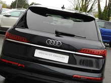 Audi Q7 TDI V6 Black Edition