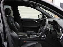 Audi Q7 TDI V6 Black Edition