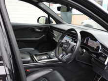 Audi Q7 TDI V6 Black Edition
