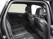 Audi Q7 TDI V6 Black Edition