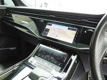 Audi Q7 TDI V6 Black Edition