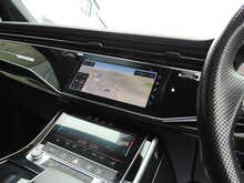 Audi Q7 TDI V6 Black Edition