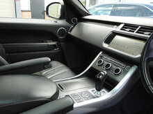 Land Rover Range Rover Sport SD V6 HSE Dynamic
