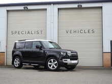 Land Rover Defender 110 D250 MHEV SE