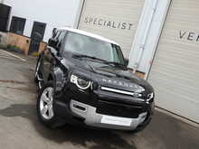 Land Rover Defender 110 D250 MHEV SE