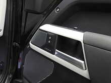 Land Rover Defender 110 D250 MHEV SE