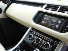 Land Rover Range Rover Sport SD V6 HSE