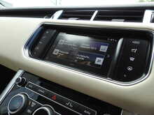 Land Rover Range Rover Sport SD V6 HSE