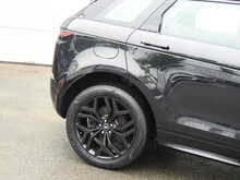 Land Rover Range Rover Evoque P300e R-Dynamic SE