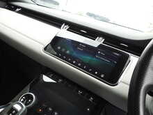 Land Rover Range Rover Evoque P300e R-Dynamic SE