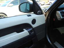 Land Rover Range Rover Sport SD V6 HSE