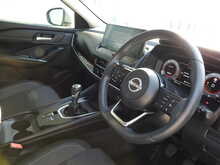 Nissan Qashqai DIG-T MHEV N-Connecta